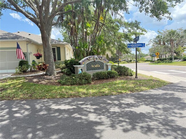 Foto del edificio - 2116 Acadia Greens Dr