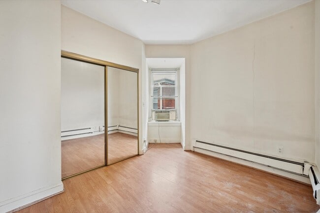 Building Photo - 1502 N 17th St