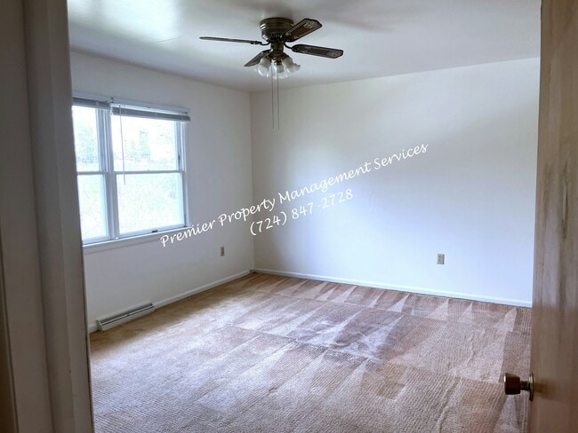 Building Photo - 2209 Airport Rd