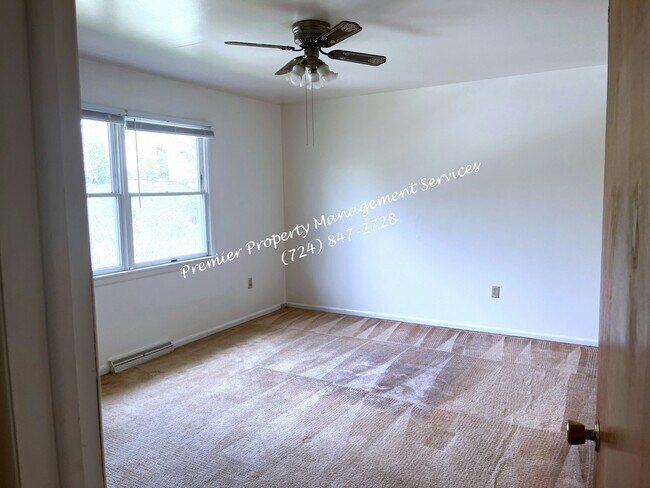 Foto del edificio - 2209 Airport Rd