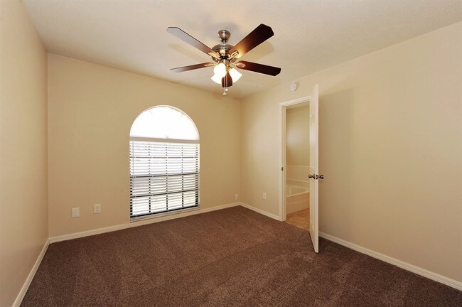 Building Photo - 4209 Elba Pl