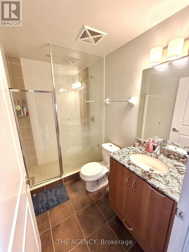 Building Photo - 5168 Yonge St