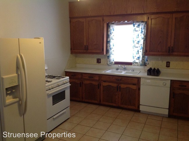 Foto del edificio - 3 br, 1 bath House - 2349 COMET STREET