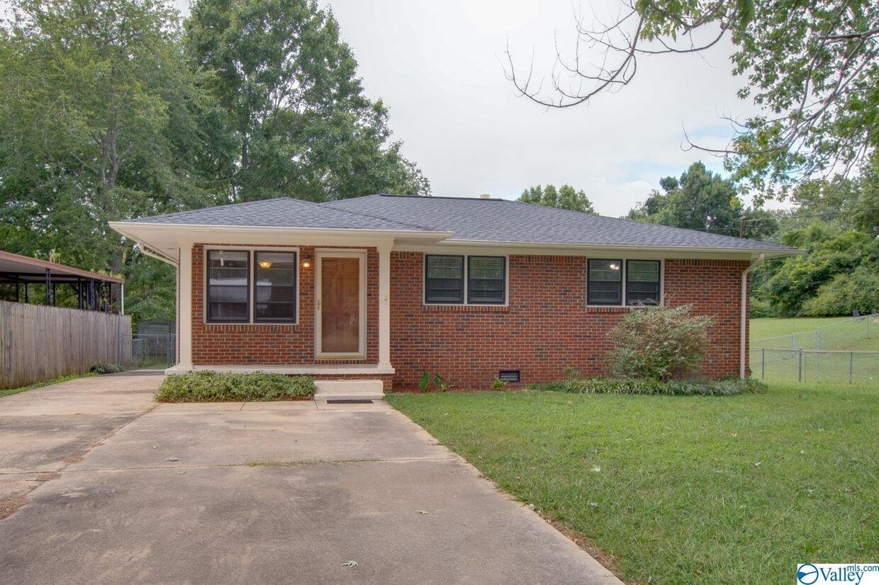 2005 Rodgers Dr NE, Huntsville, AL 35811 House for Rent in Huntsville, AL