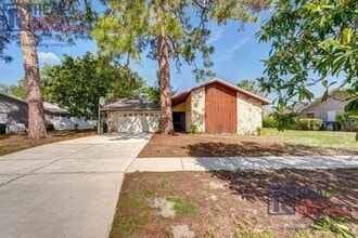 Building Photo - 1370 Palmwood Dr