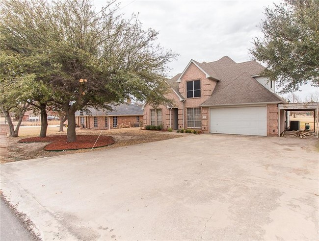 Building Photo - 13458 Willow Springs Rd