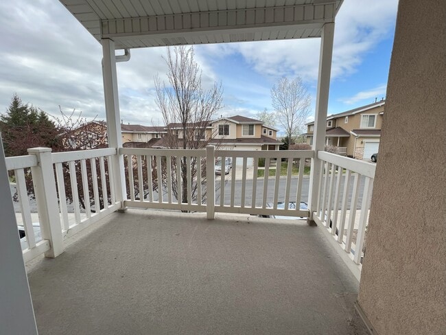 Balcony - 1251 Alpine Way