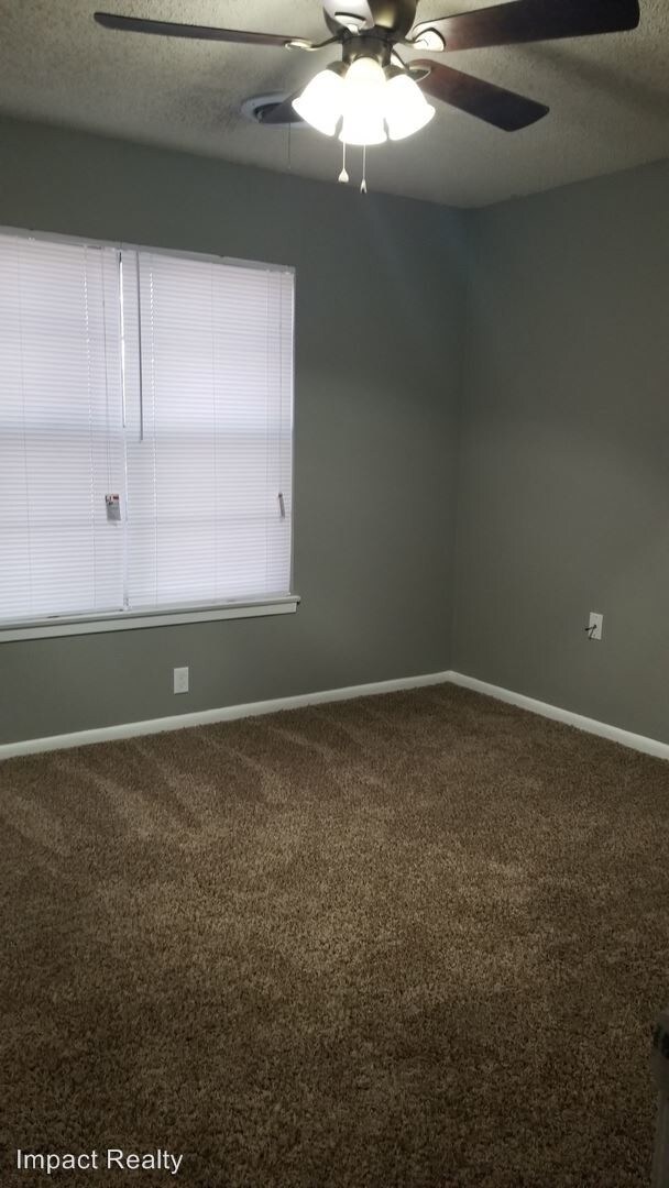 Building Photo - 3602 Brookhollow Dr