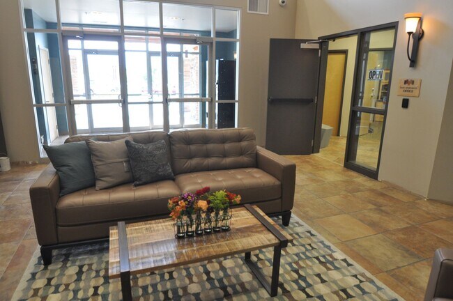 Building Photo - 2 Bedroom - 2 Bathroom Apartment for Rent!