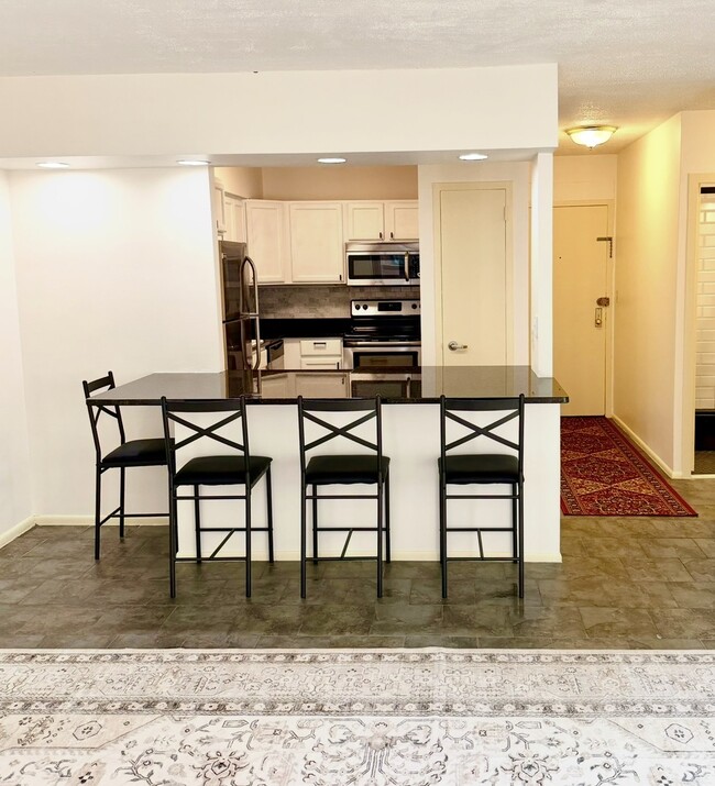 Foto del edificio - 1550 N Lake Shore Dr