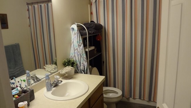 Building Photo - Parkside Apts - One Bedroom near Utah Vall...