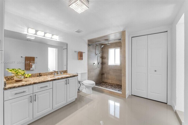 Foto del edificio - 2131 SW 17th St