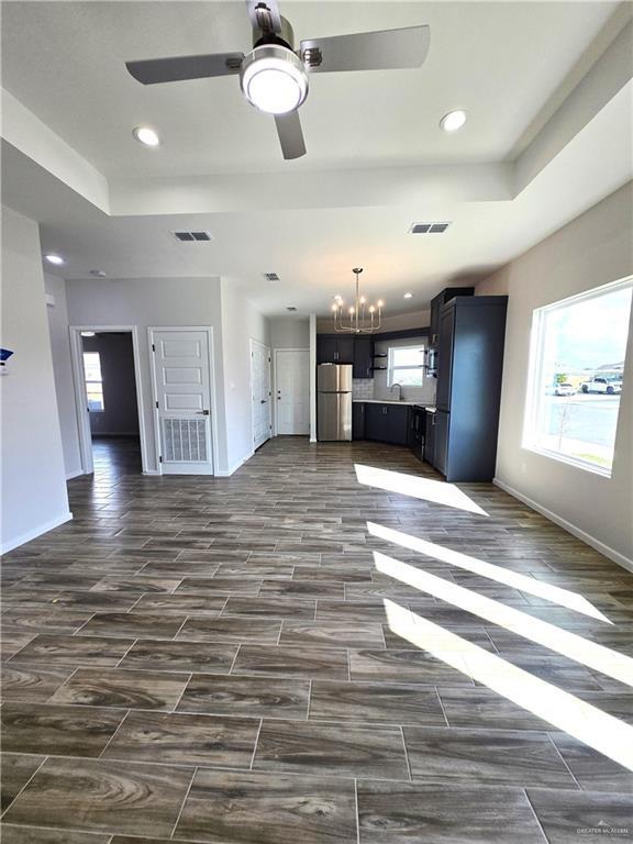 Foto del edificio - 10 Clarence Dr