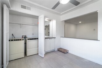 Building Photo - 2200 Venus Ave