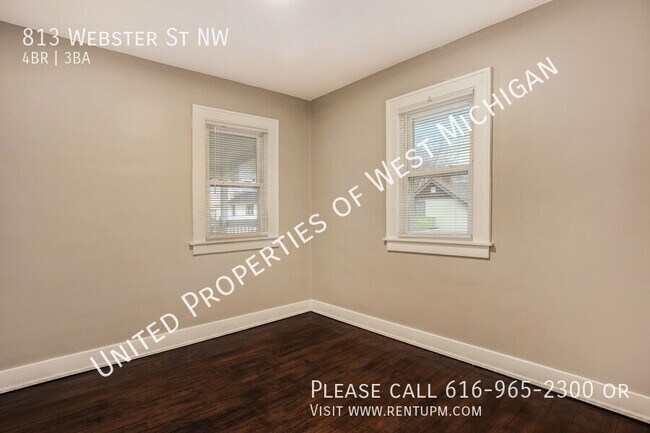 Foto del edificio - Available Now | 4 Bedroom 2.5 Bath Single ...