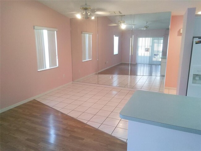 Building Photo - 6222 Emerson Dr