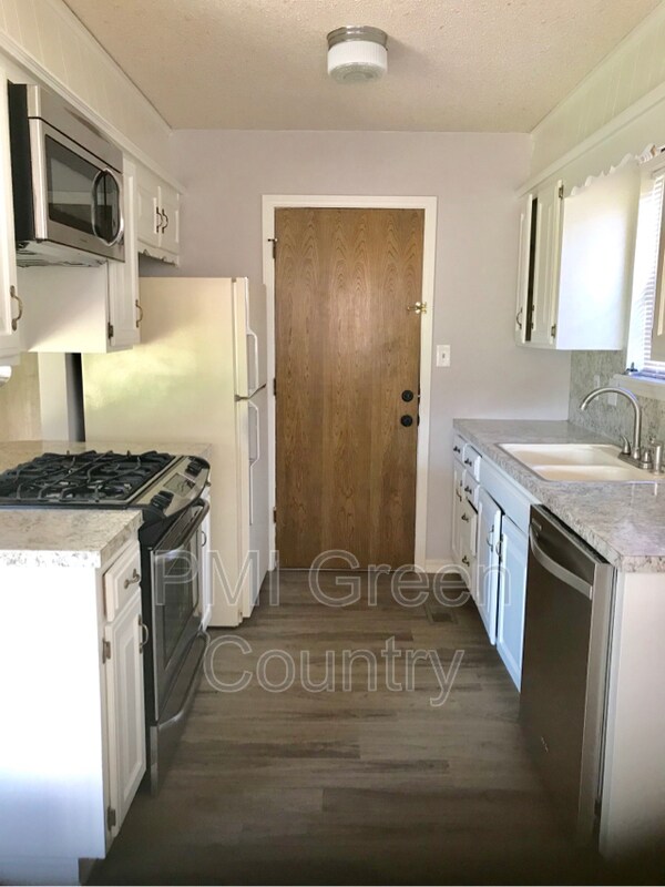 Building Photo - 4913 Greenan Dr