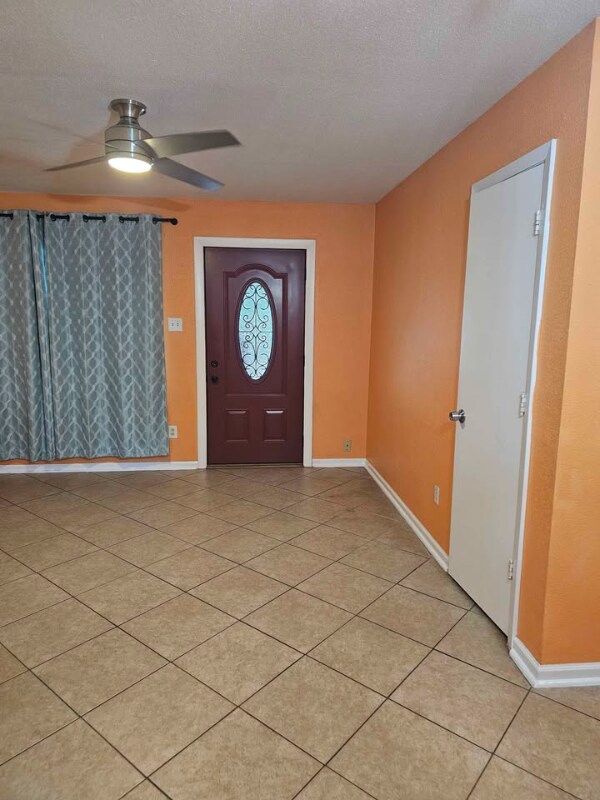 Foto del edificio - 9810 Thorn St