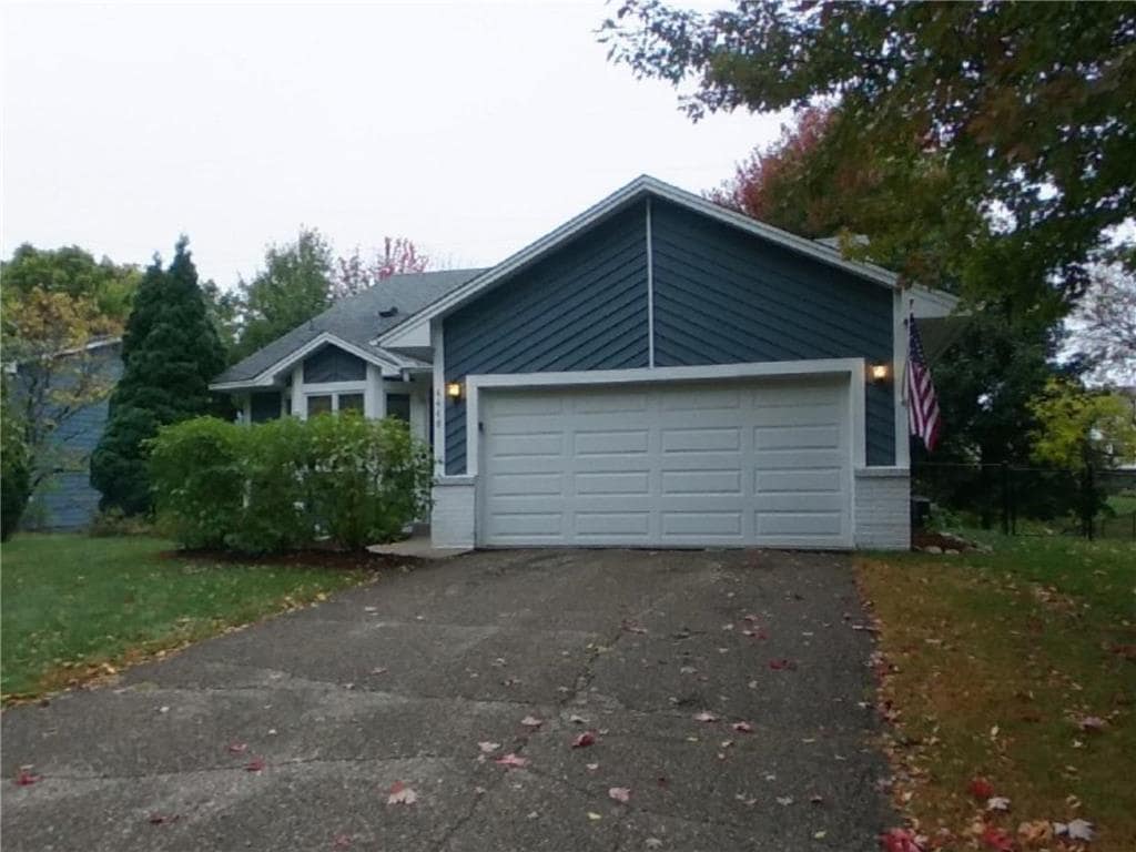 Primary Photo - 4448 Hamilton Dr