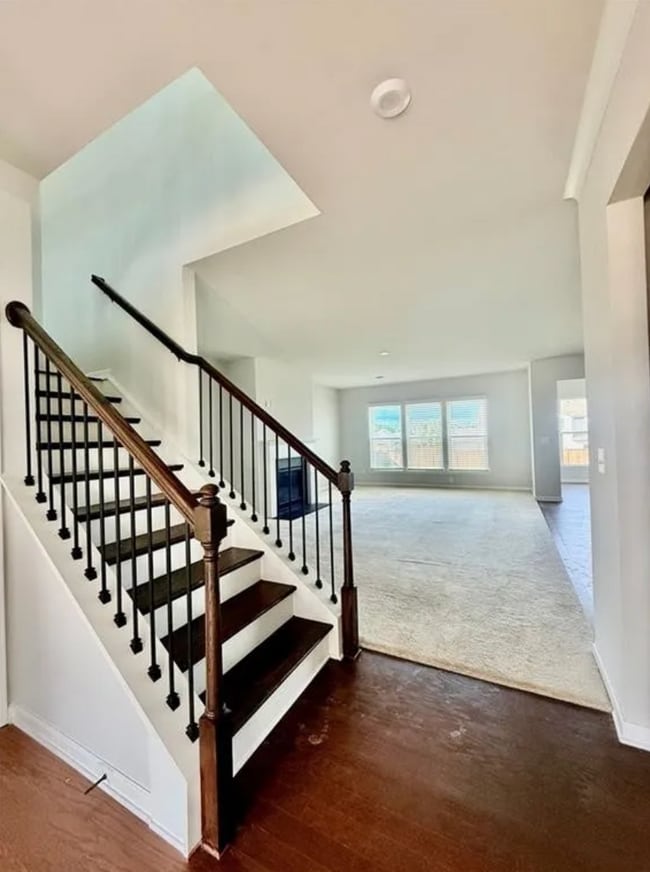 Building Photo - 212 Himalaya Way