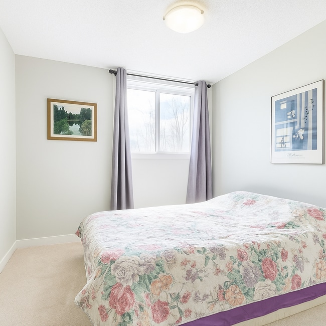 Building Photo - 47-147 Sturgeon Rd