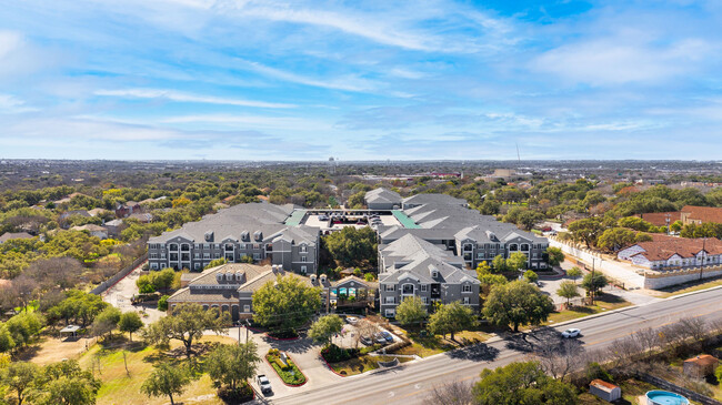 Building Photo - The Abbey At Grande Oaks