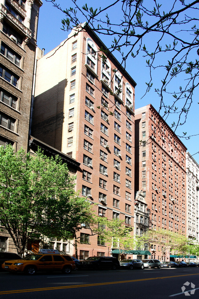 Building Photo - Erco Hall Apartments