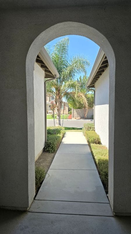Building Photo - 5013 Clematis Ct