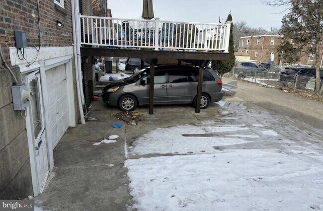 Foto del edificio - 1215 Englewood St