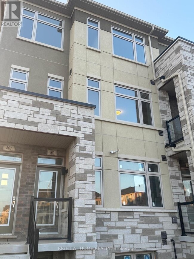Building Photo - 869 N Waterdown Dr