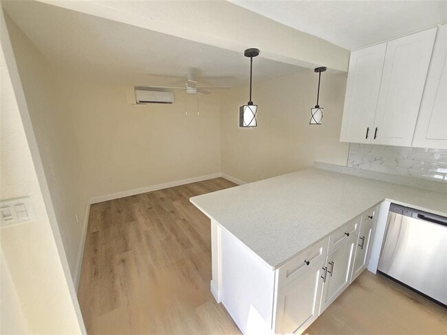 Building Photo - 416 W Ianthe St