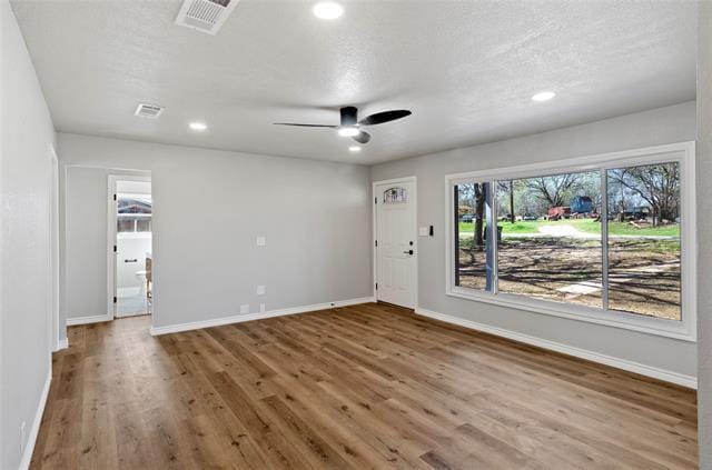 Building Photo - 131 Long St