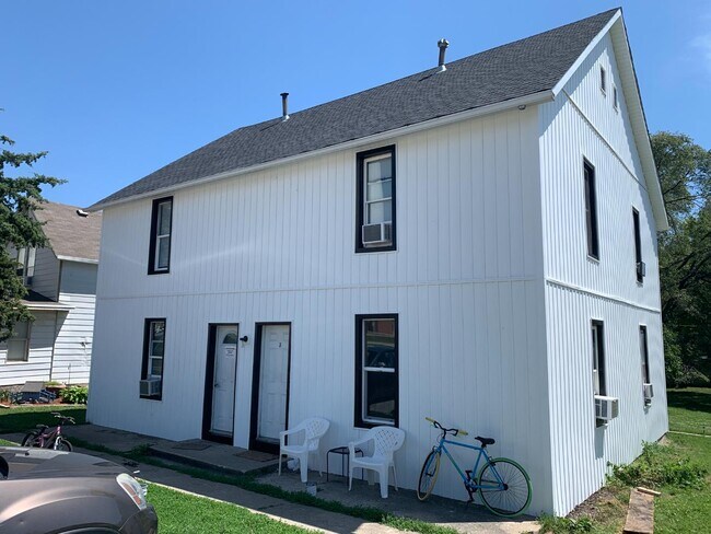 Foto del edificio - 1304 Sycamore St