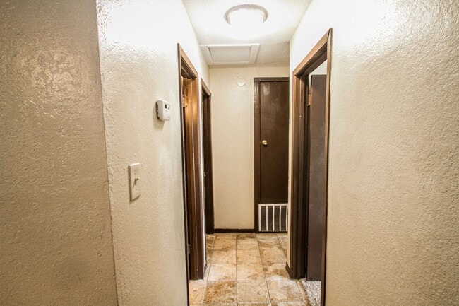 Foto del edificio - Your Family Home Near Dowtown