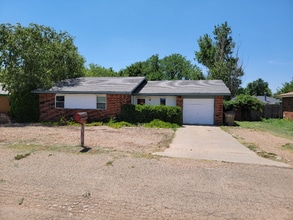 Building Photo - 68 Hunsley Rd