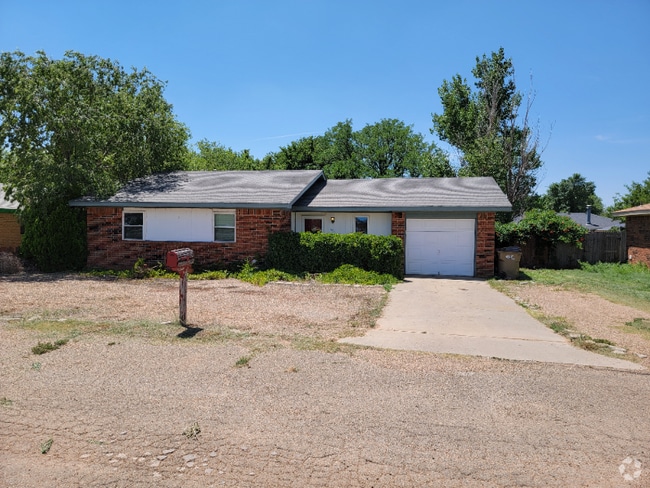 Building Photo - 68 Hunsley Rd