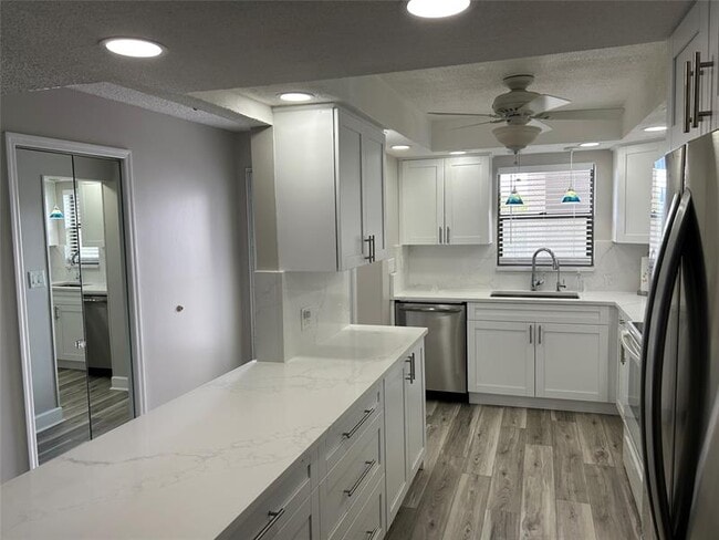 Foto del edificio - 5860 NW 44th St