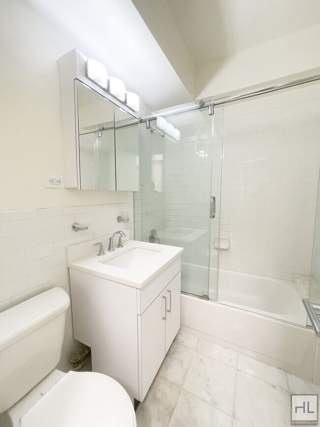 Foto del edificio - EAST 57 STREET