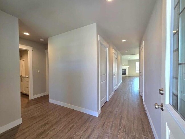 Foto del edificio - New Construction Three Bedroom Two Bath Ra...