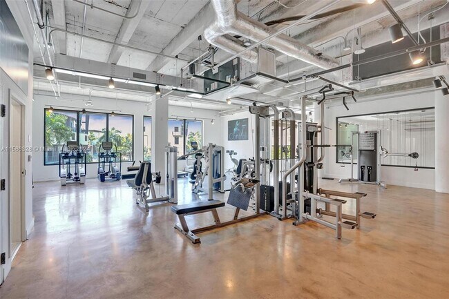 Foto del edificio - 516 SE 1st Cir