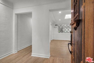 Foto del edificio - 1521 Midvale Ave
