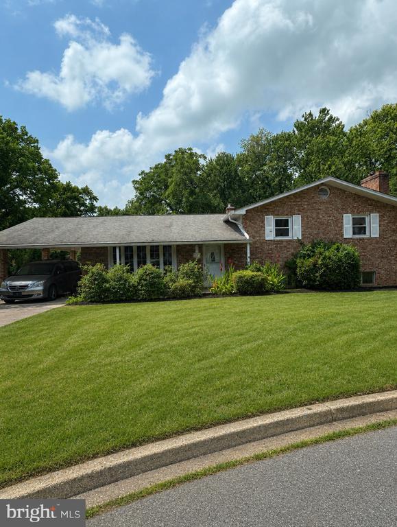 Building Photo - 6003 Joyce Dr