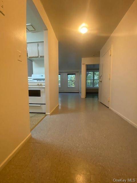 Building Photo - 590 E 165th St