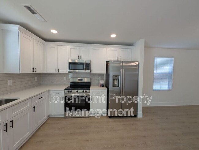 Foto del edificio - 1415 Arden Ave