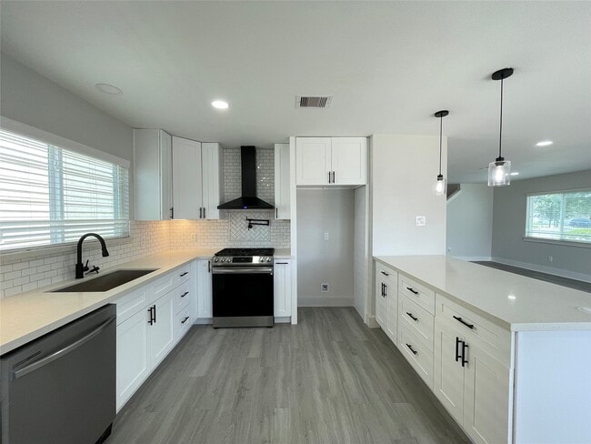 Foto del edificio - 20919 Hall Colony Ct