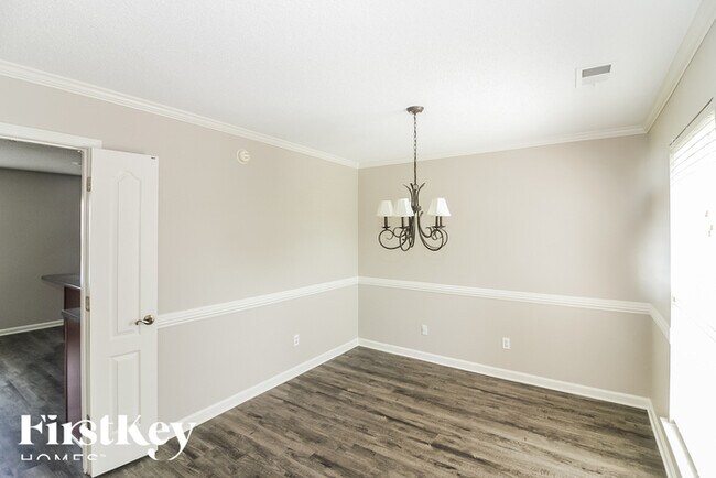 Building Photo - 11626 Millwind Dr