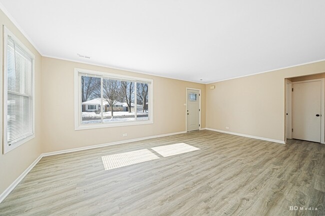 Building Photo - 17555 Howe Ave