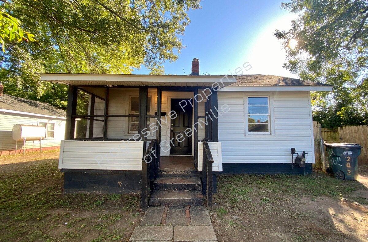 202 Orders St, Greenville, SC 29609 House for Rent in Greenville, SC
