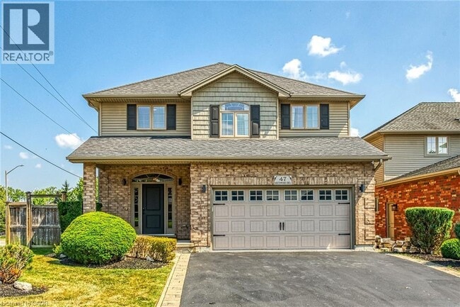 Building Photo - 47 Southwood Cres
