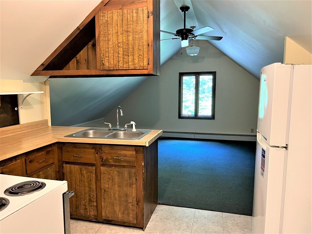 Foto principal - 120 Bond Rd